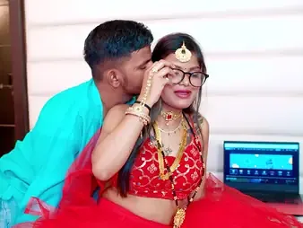 Hot Indian MILF gets the brush principal time with the brush brand-new hubby in hot desi personate