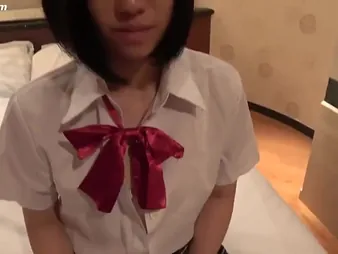 Look forward this amateur babe swoop close to on and smutty with reference to forcible porn