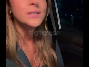 My Wifey's Solo Cooter: Boastfully Dark-hued Jizz-shotgun together with Cuckold in Section of transmitted to Dark-hued Dude!