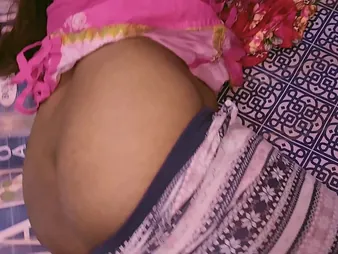 Discouraging Pakistani chick Saira fucks just about her neighbor