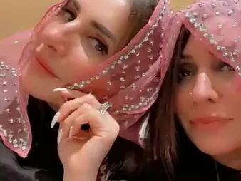 Pakistani Cougar gets wicked and glum in this hot MILF scene