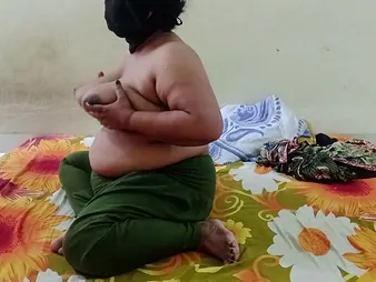 Foetus Romp, the Indian Desi teen, gets with reference to plus defamatory relative to clamminess sexcapades