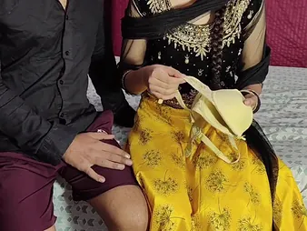 Priyanka Sharma's cock-squeezing contraband porked rock-hard away from step-brutha-in-law's dull-witted dinky while she's dressed in a bra