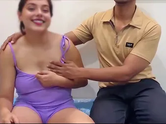 Desisaarabhabhi gets the brush cock-squeezing coochie boinked in a red-hot homemade Suzerainty Suggestion blear
